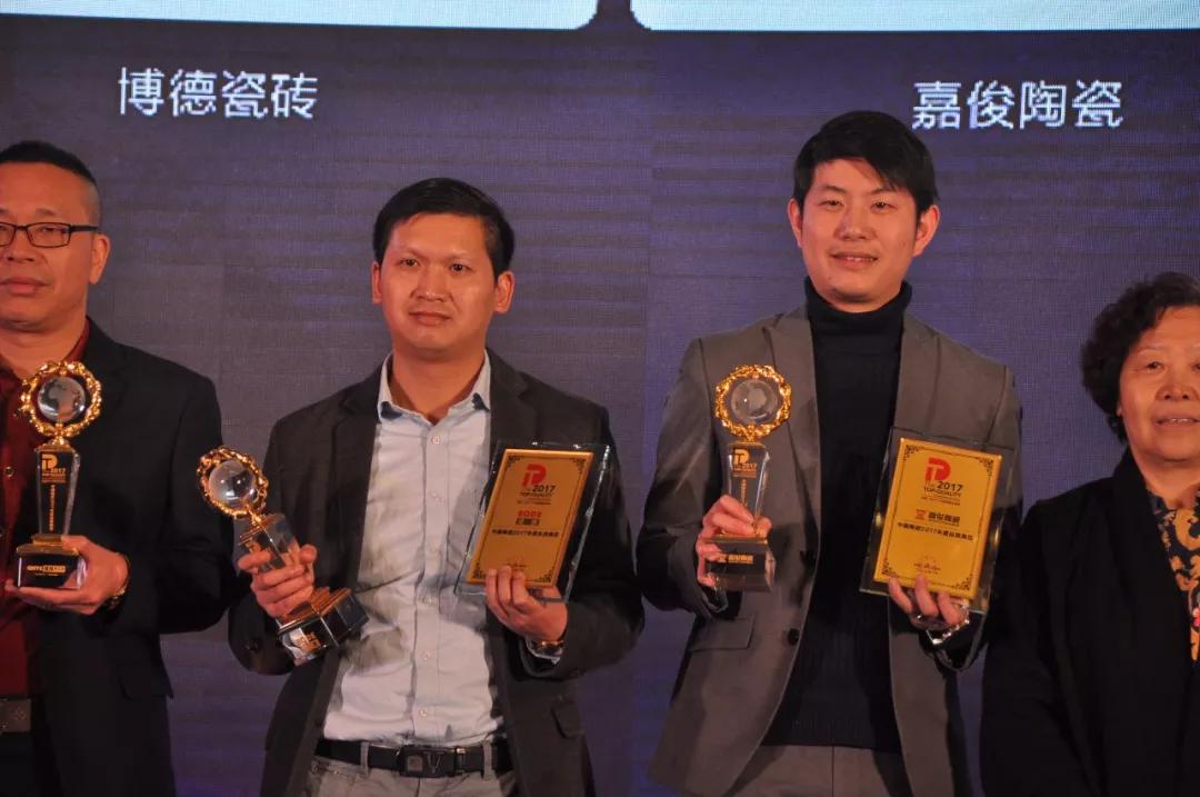 1534924981338746.jpg 1534924981338746.jpg